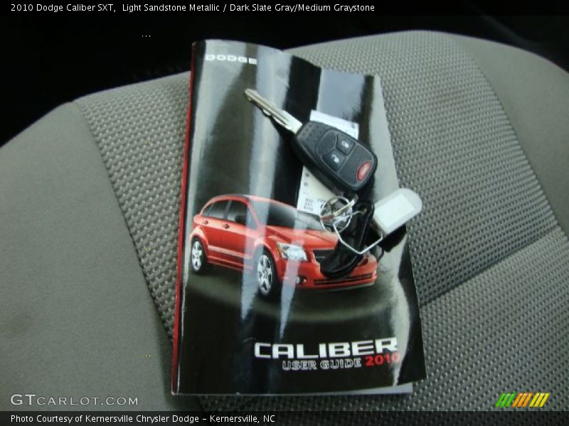 Light Sandstone Metallic / Dark Slate Gray/Medium Graystone 2010 Dodge Caliber SXT