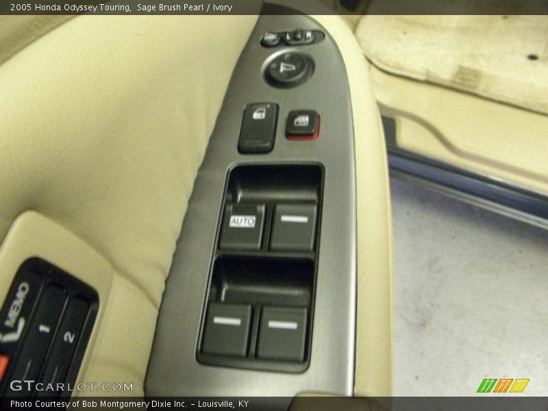 Sage Brush Pearl / Ivory 2005 Honda Odyssey Touring