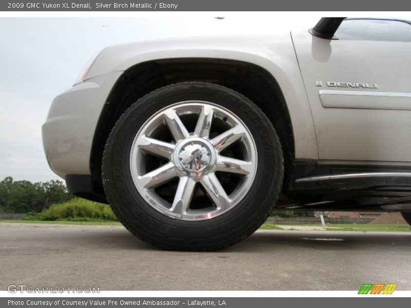 Silver Birch Metallic / Ebony 2009 GMC Yukon XL Denali