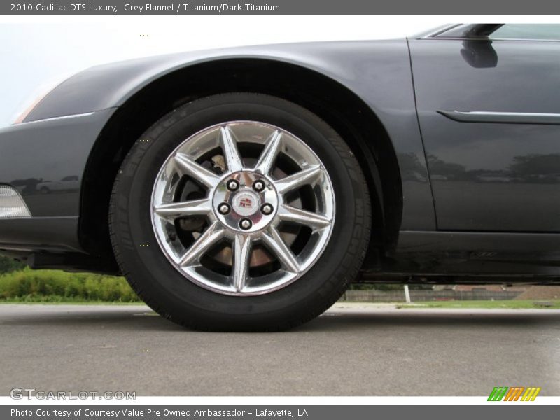 Grey Flannel / Titanium/Dark Titanium 2010 Cadillac DTS Luxury