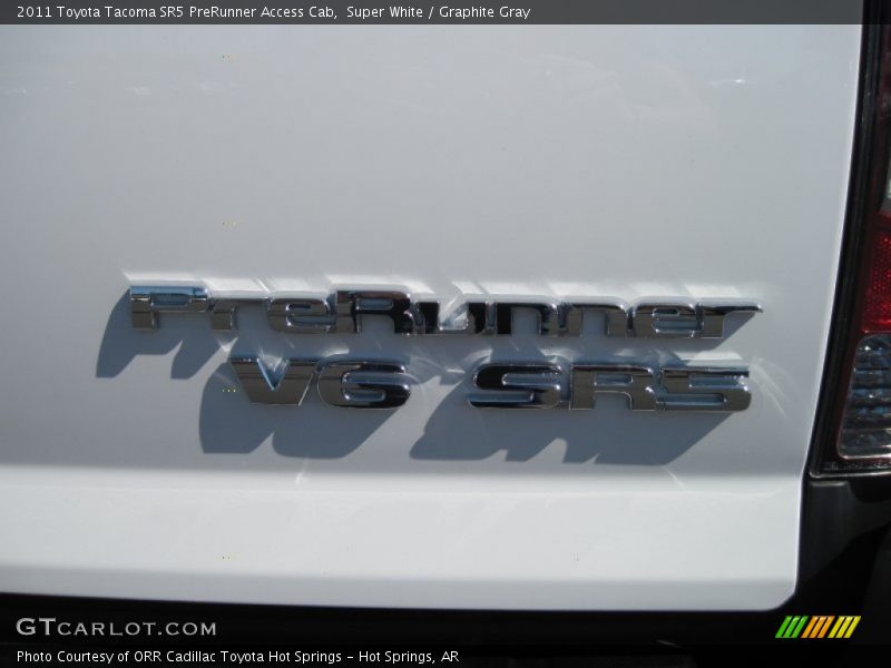 Super White / Graphite Gray 2011 Toyota Tacoma SR5 PreRunner Access Cab