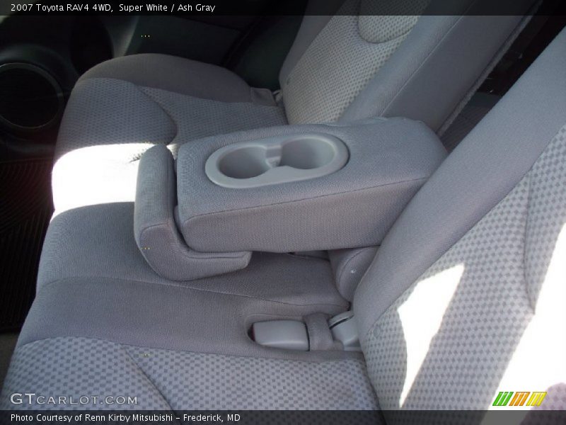 Super White / Ash Gray 2007 Toyota RAV4 4WD