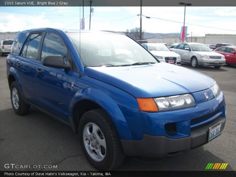 Bright Blue / Gray 2003 Saturn VUE