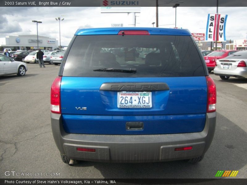 Bright Blue / Gray 2003 Saturn VUE