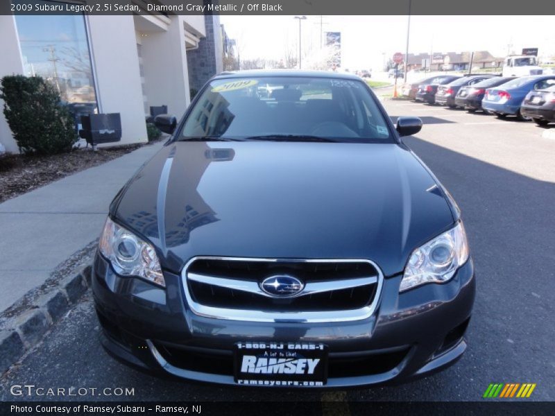 Diamond Gray Metallic / Off Black 2009 Subaru Legacy 2.5i Sedan