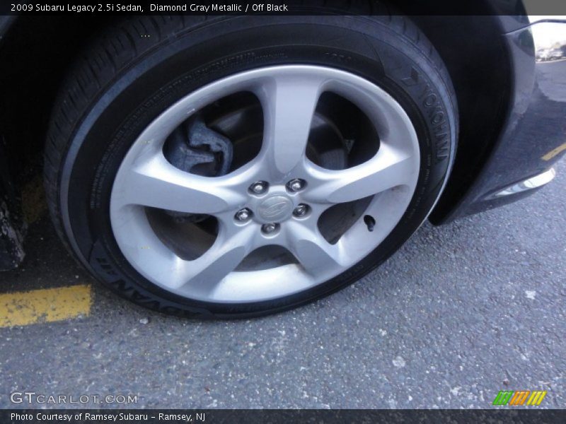 Diamond Gray Metallic / Off Black 2009 Subaru Legacy 2.5i Sedan