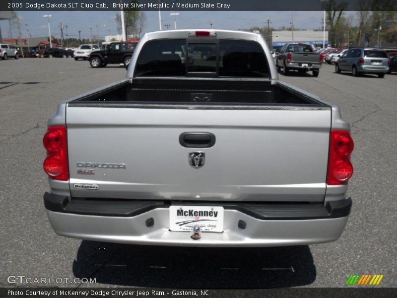 Bright Silver Metallic / Medium Slate Gray 2005 Dodge Dakota SLT Club Cab