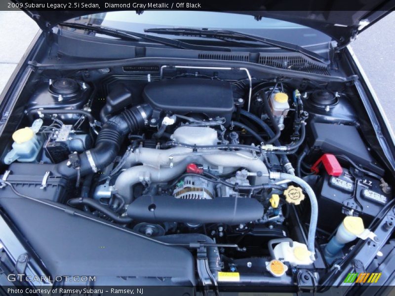 Diamond Gray Metallic / Off Black 2009 Subaru Legacy 2.5i Sedan