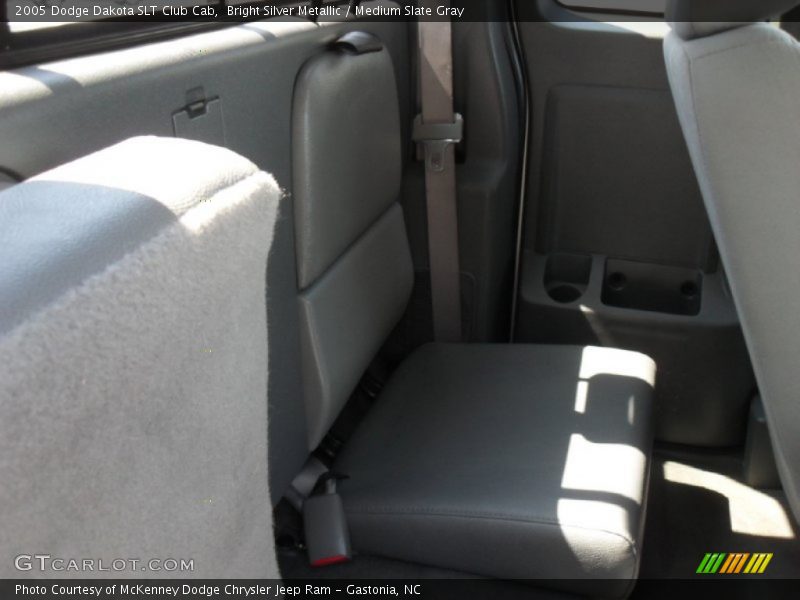 Bright Silver Metallic / Medium Slate Gray 2005 Dodge Dakota SLT Club Cab