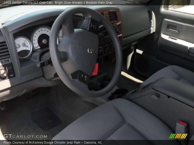 Bright Silver Metallic / Medium Slate Gray 2005 Dodge Dakota SLT Club Cab