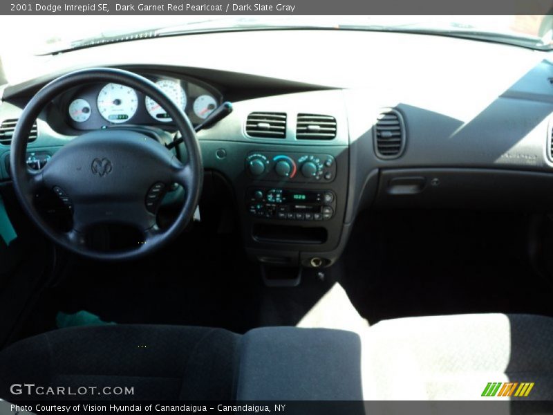 Dark Garnet Red Pearlcoat / Dark Slate Gray 2001 Dodge Intrepid SE