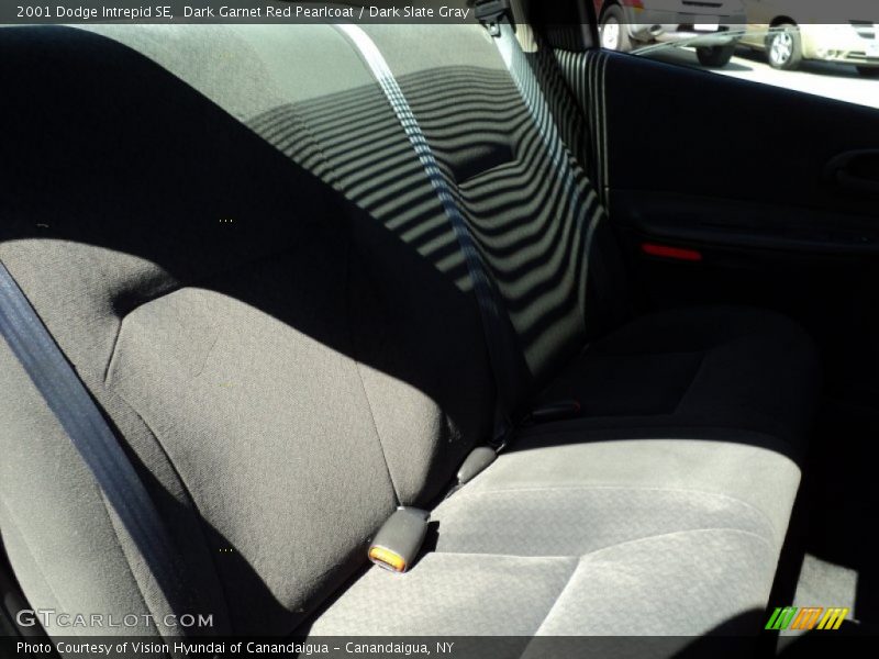 Dark Garnet Red Pearlcoat / Dark Slate Gray 2001 Dodge Intrepid SE