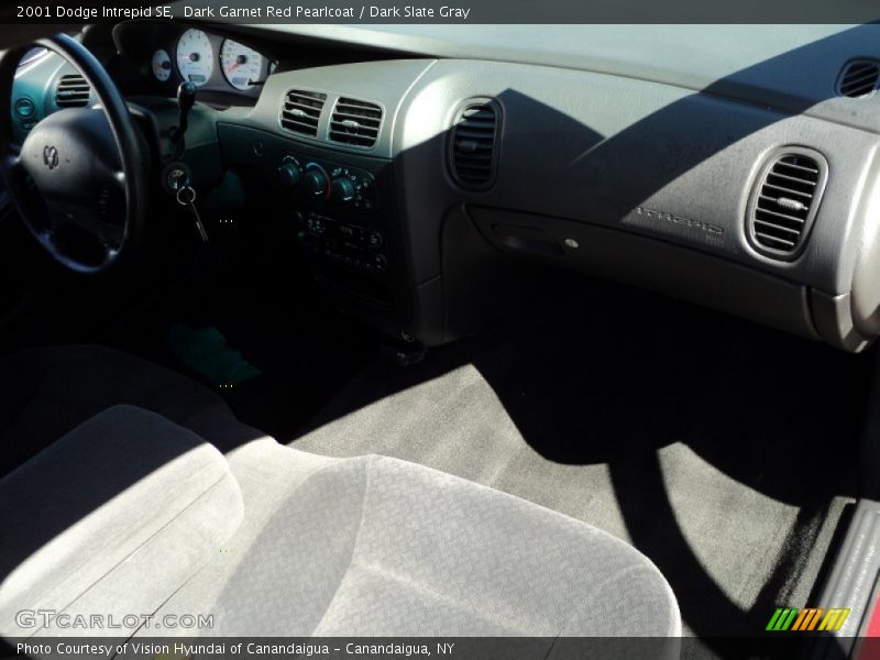 Dark Garnet Red Pearlcoat / Dark Slate Gray 2001 Dodge Intrepid SE
