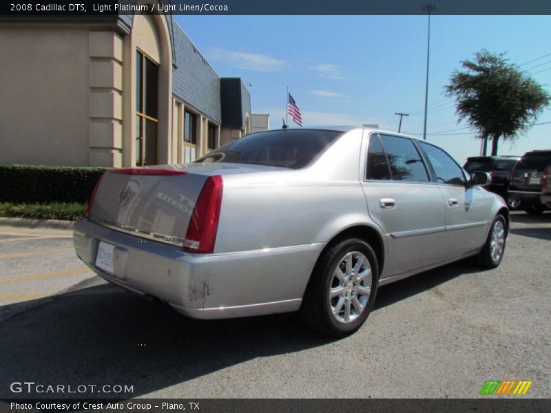 Light Platinum / Light Linen/Cocoa 2008 Cadillac DTS