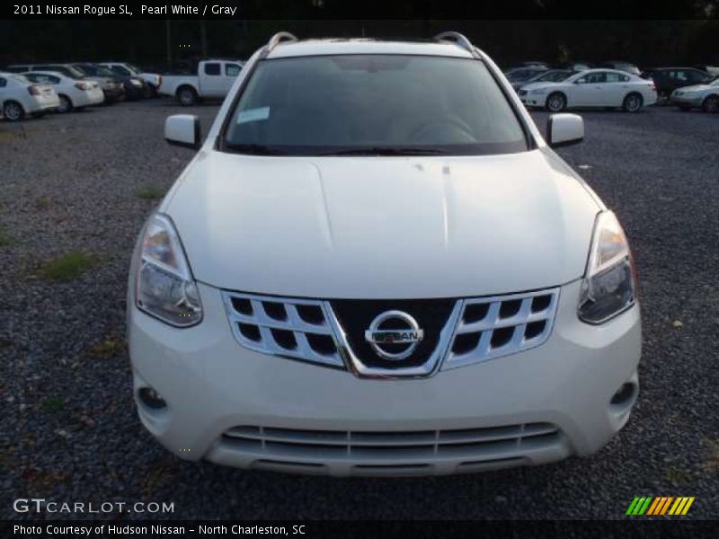 Pearl White / Gray 2011 Nissan Rogue SL