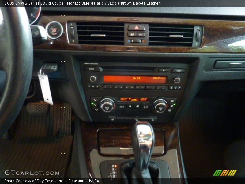 Controls of 2009 3 Series 335xi Coupe