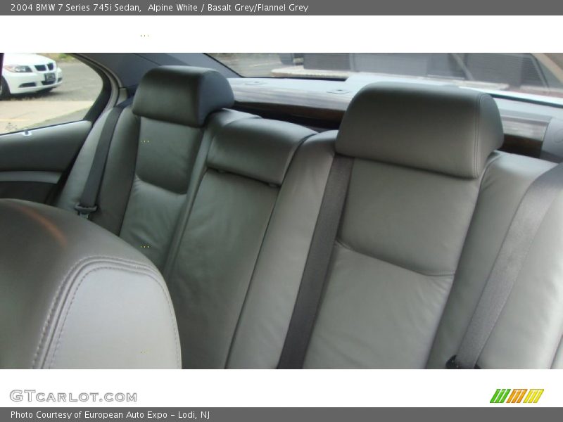 Alpine White / Basalt Grey/Flannel Grey 2004 BMW 7 Series 745i Sedan