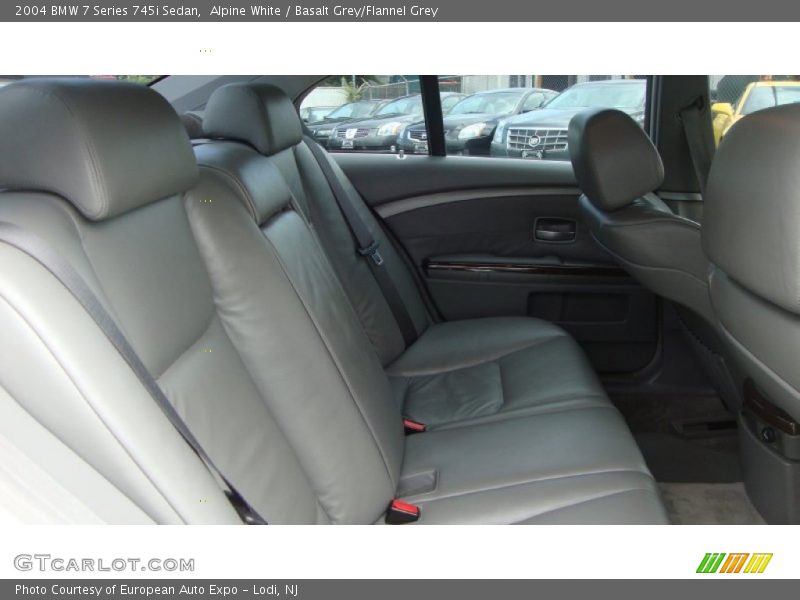 Alpine White / Basalt Grey/Flannel Grey 2004 BMW 7 Series 745i Sedan