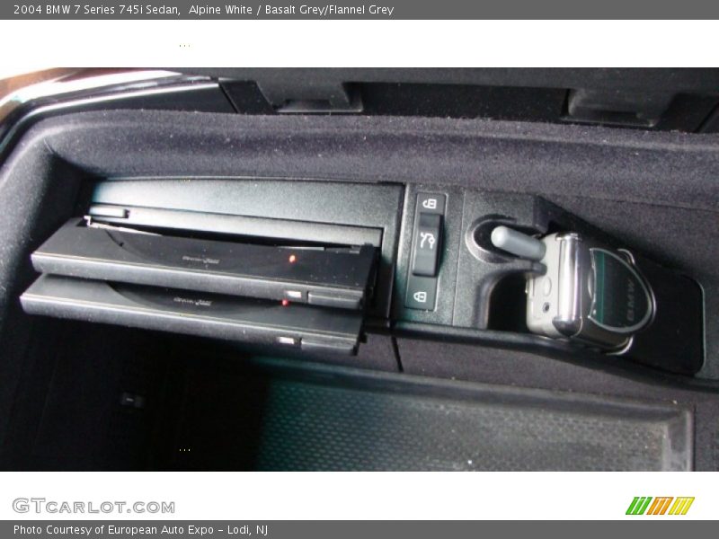 Alpine White / Basalt Grey/Flannel Grey 2004 BMW 7 Series 745i Sedan