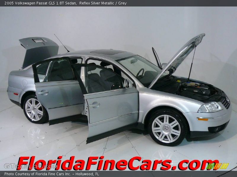 Reflex Silver Metallic / Grey 2005 Volkswagen Passat GLS 1.8T Sedan