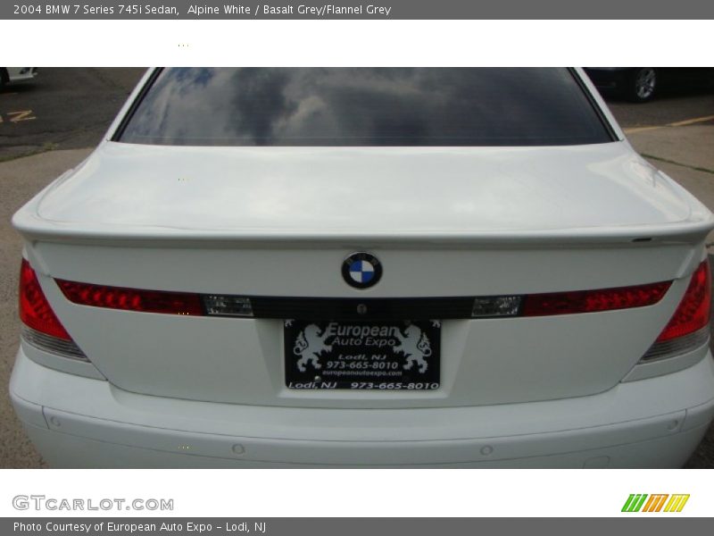 Alpine White / Basalt Grey/Flannel Grey 2004 BMW 7 Series 745i Sedan