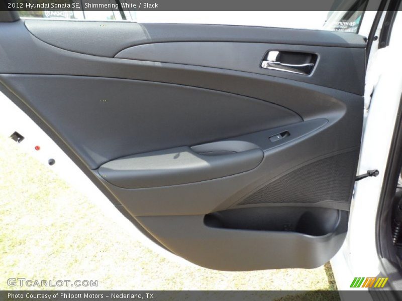 Shimmering White / Black 2012 Hyundai Sonata SE