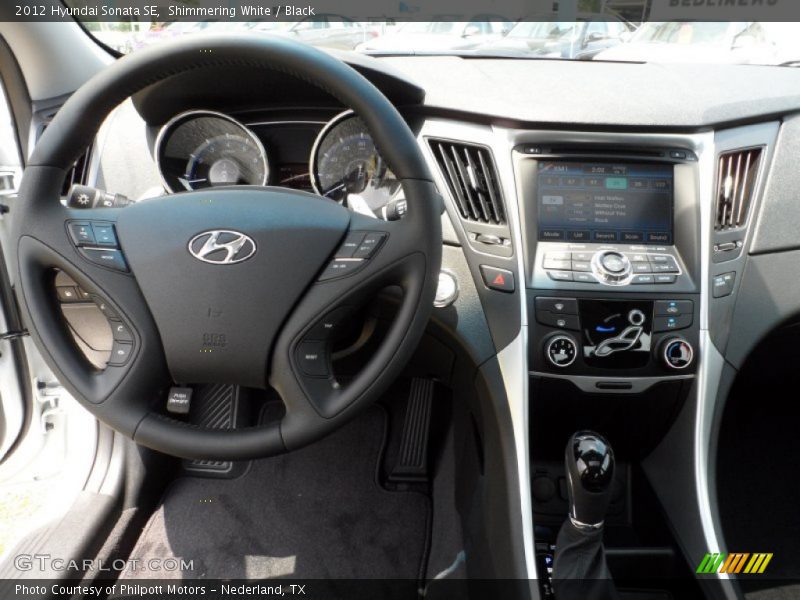 Dashboard of 2012 Sonata SE