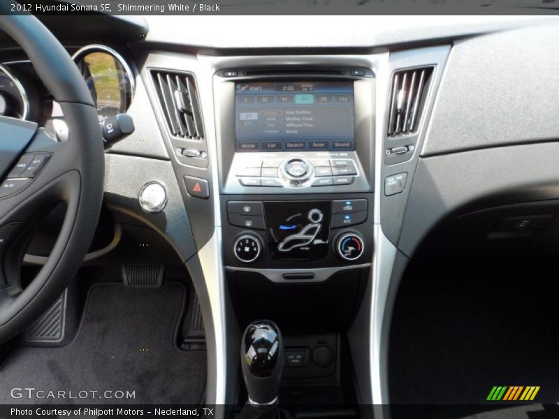 Controls of 2012 Sonata SE