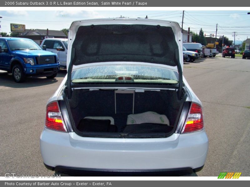Satin White Pearl / Taupe 2006 Subaru Outback 3.0 R L.L.Bean Edition Sedan