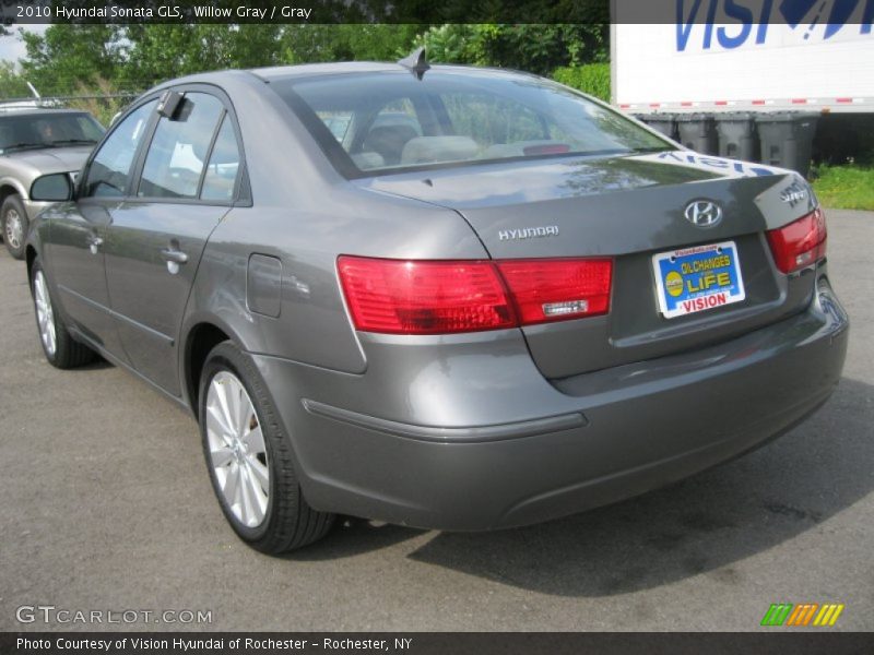 Willow Gray / Gray 2010 Hyundai Sonata GLS