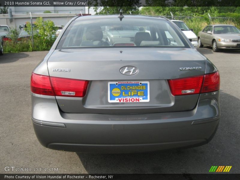 Willow Gray / Gray 2010 Hyundai Sonata GLS