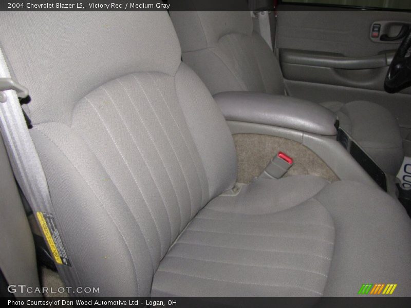 Victory Red / Medium Gray 2004 Chevrolet Blazer LS