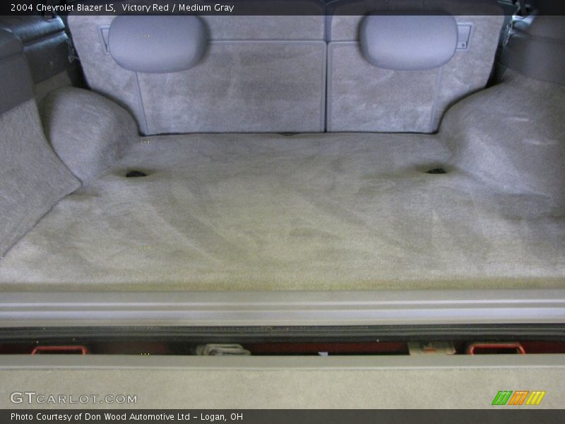 Victory Red / Medium Gray 2004 Chevrolet Blazer LS