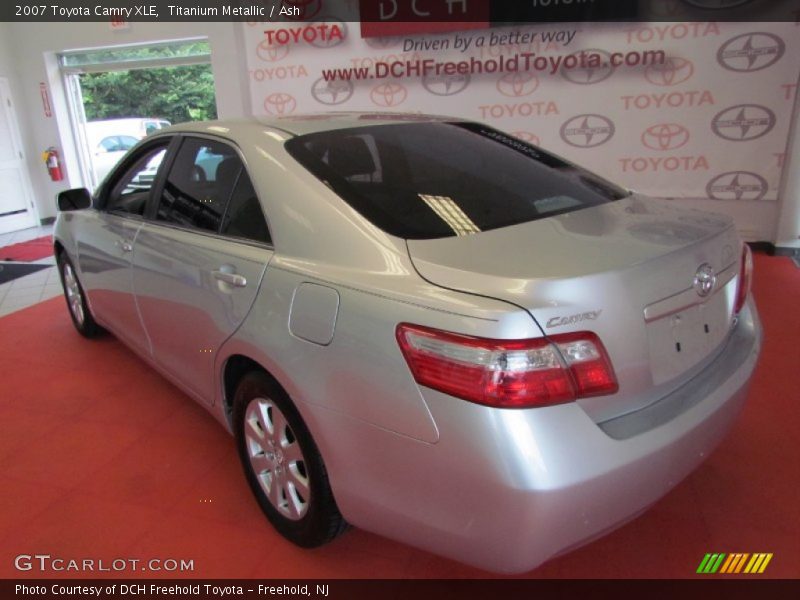 Titanium Metallic / Ash 2007 Toyota Camry XLE