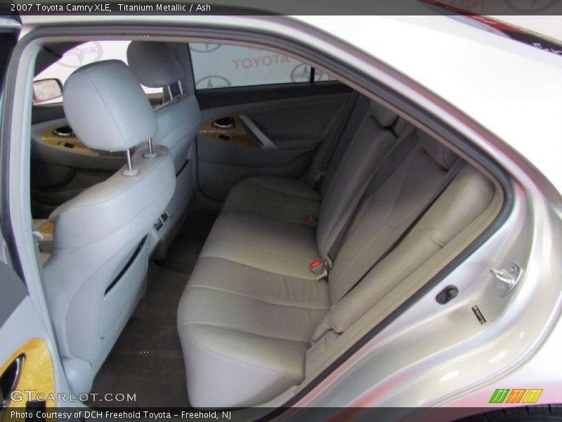 Titanium Metallic / Ash 2007 Toyota Camry XLE