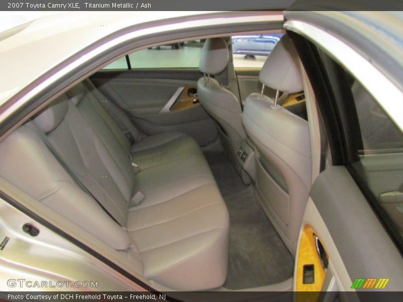 Titanium Metallic / Ash 2007 Toyota Camry XLE