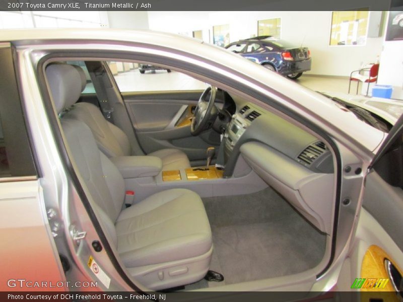 Titanium Metallic / Ash 2007 Toyota Camry XLE