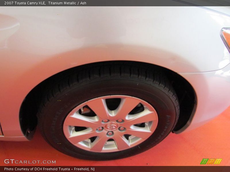 Titanium Metallic / Ash 2007 Toyota Camry XLE