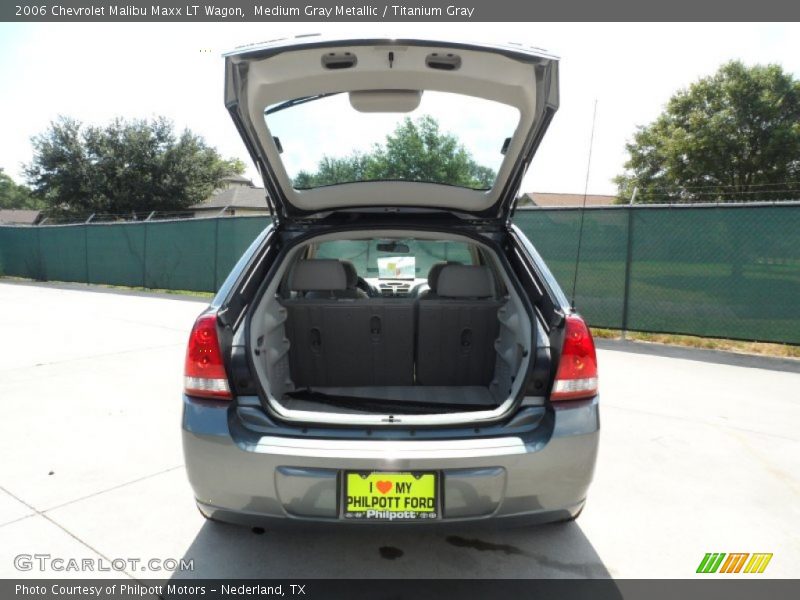 Medium Gray Metallic / Titanium Gray 2006 Chevrolet Malibu Maxx LT Wagon