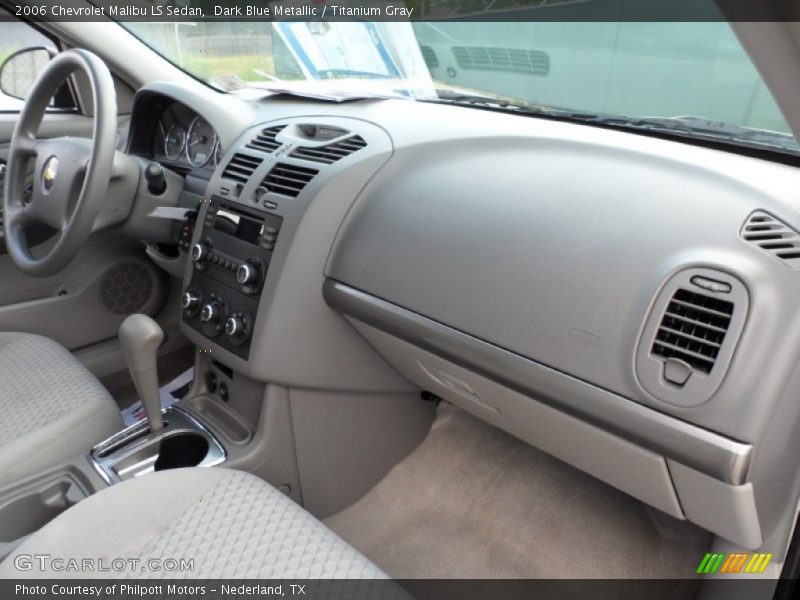 Dashboard of 2006 Malibu LS Sedan