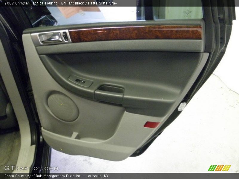 Brilliant Black / Pastel Slate Gray 2007 Chrysler Pacifica Touring