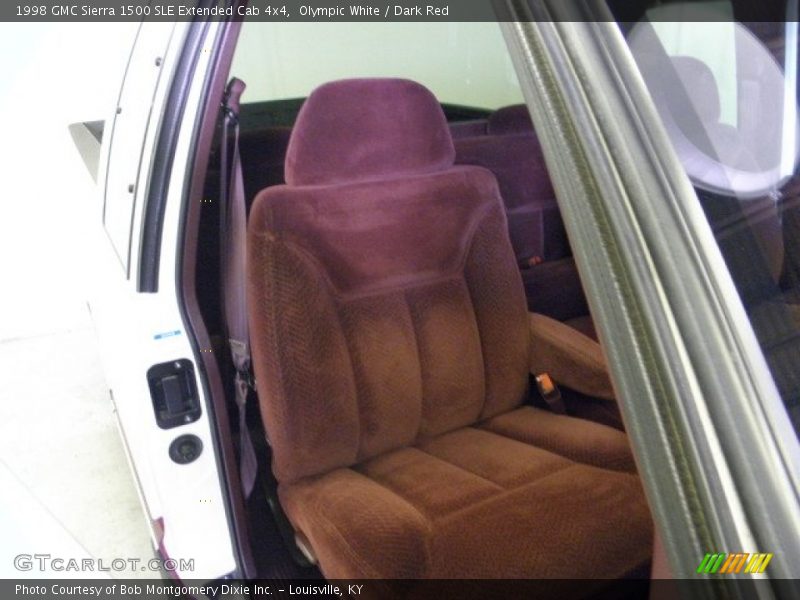Olympic White / Dark Red 1998 GMC Sierra 1500 SLE Extended Cab 4x4