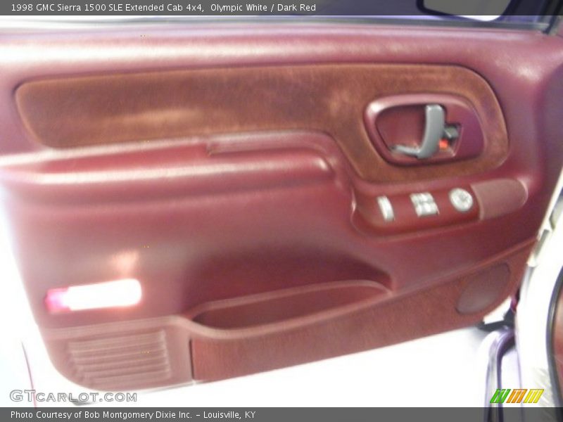 Olympic White / Dark Red 1998 GMC Sierra 1500 SLE Extended Cab 4x4