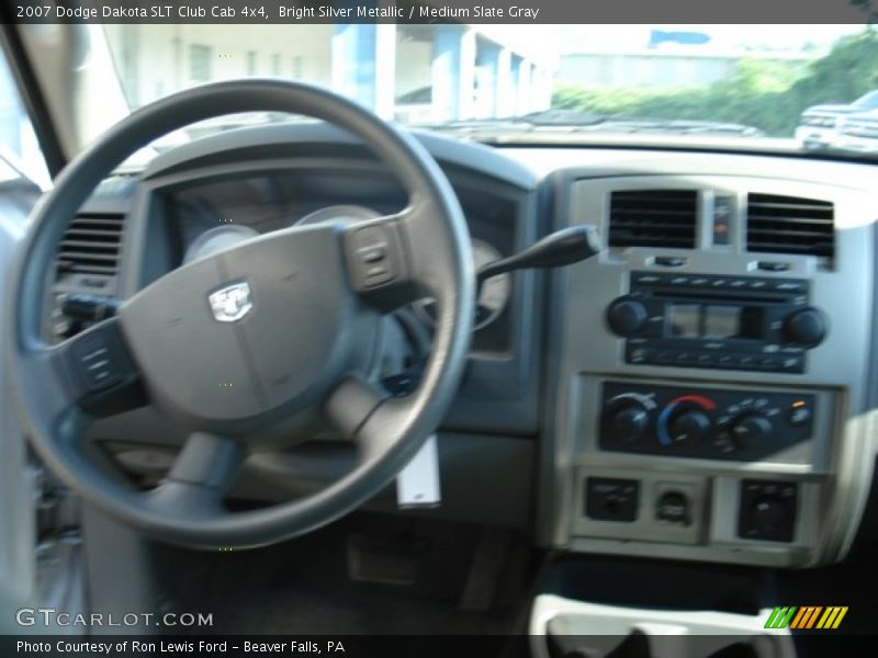 Bright Silver Metallic / Medium Slate Gray 2007 Dodge Dakota SLT Club Cab 4x4