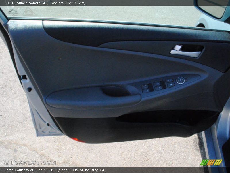 Radiant Silver / Gray 2011 Hyundai Sonata GLS