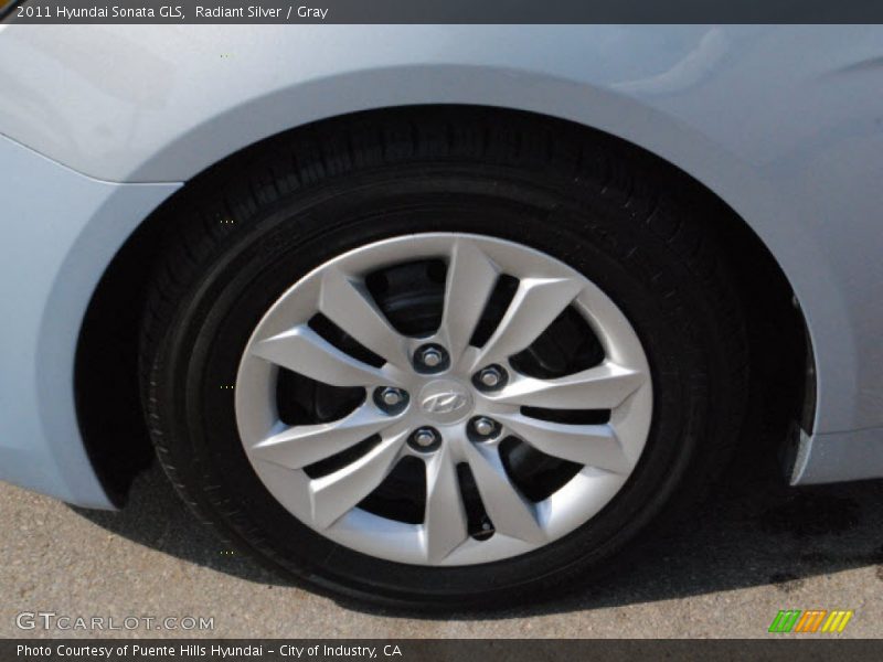 Radiant Silver / Gray 2011 Hyundai Sonata GLS