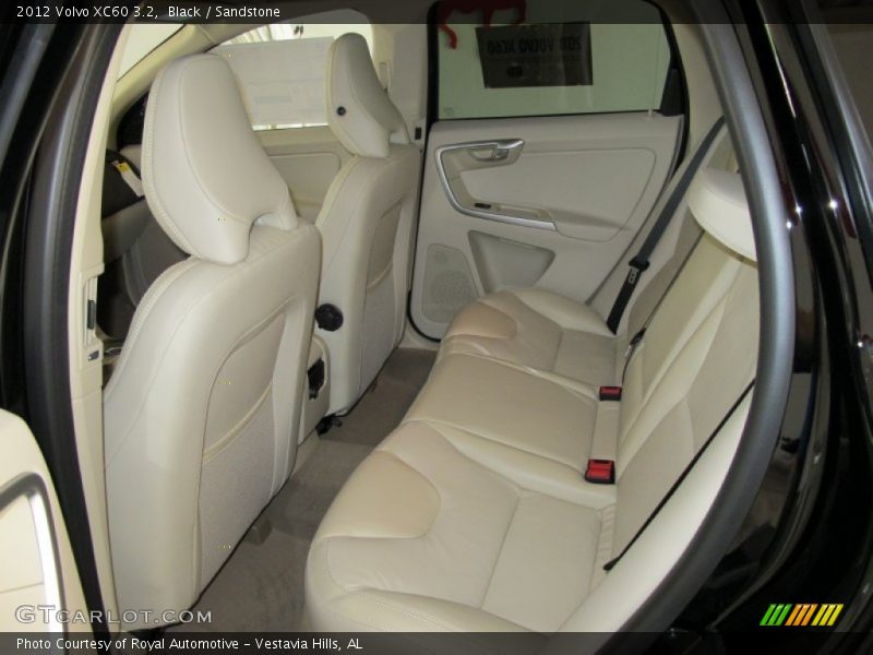  2012 XC60 3.2 Sandstone Interior