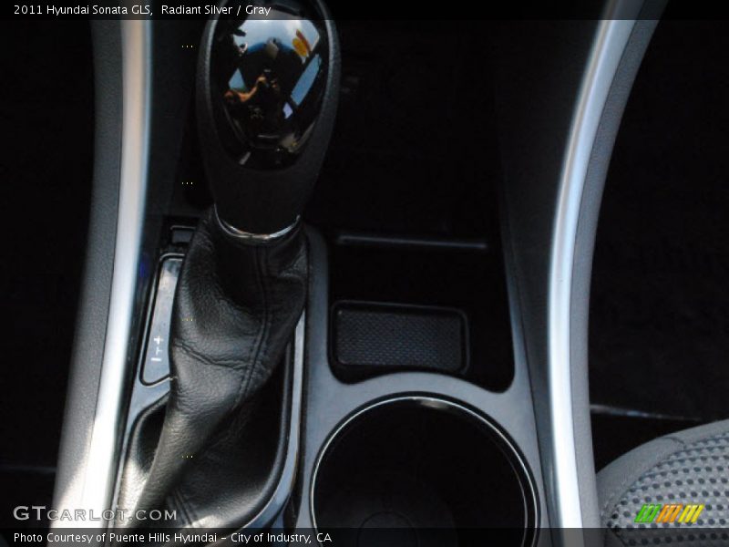 Radiant Silver / Gray 2011 Hyundai Sonata GLS
