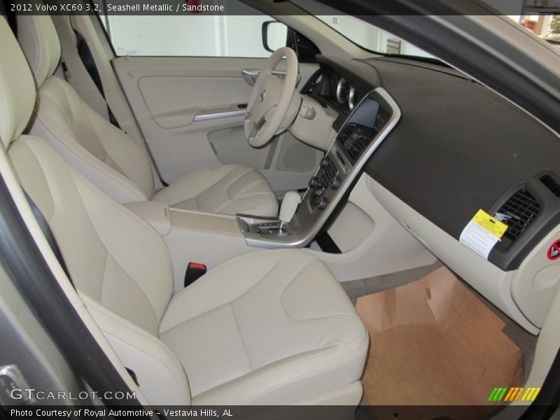  2012 XC60 3.2 Sandstone Interior