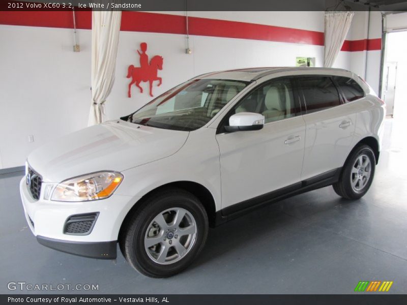 Ice White / Sandstone 2012 Volvo XC60 3.2